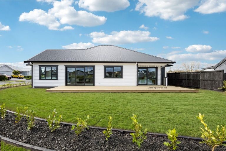 Photo of property in 106 Metoriti Crescent, Karaka, 2124
