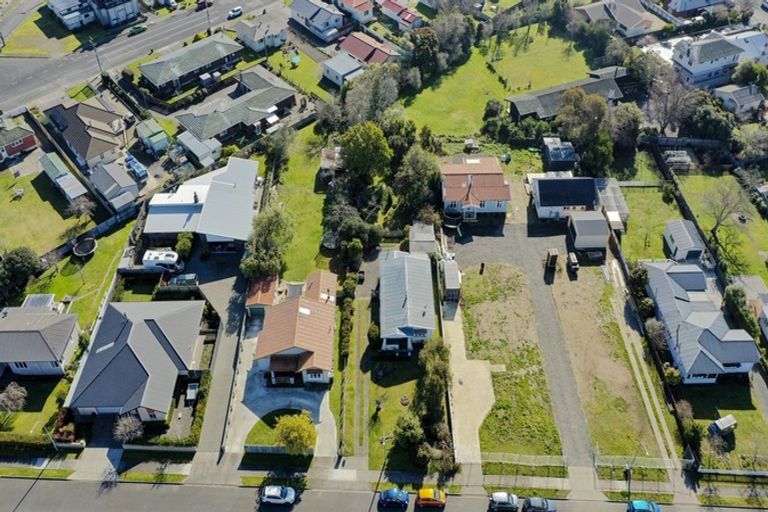 Photo of property in 12 Holyrood Terrace, Waipukurau, 4200