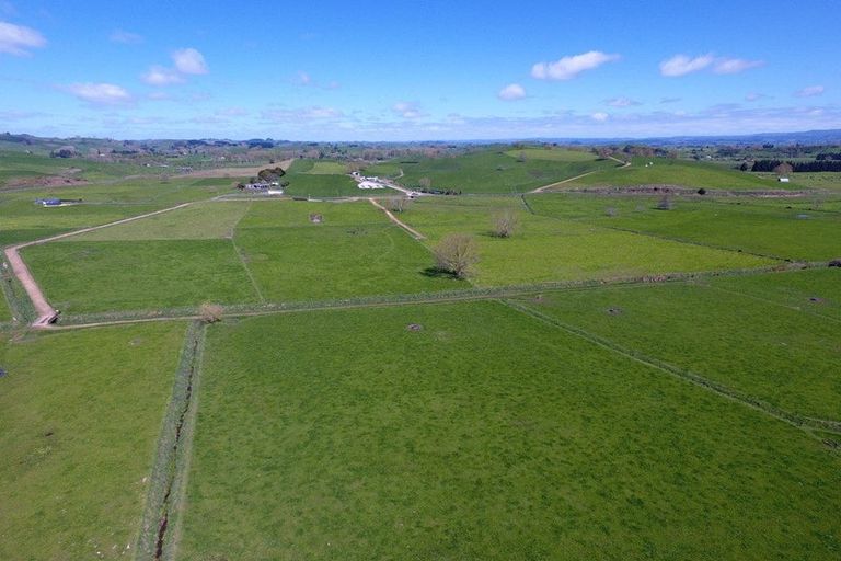 Photo of property in 16 Mcrae Road, Otewa, Otorohanga, 3972