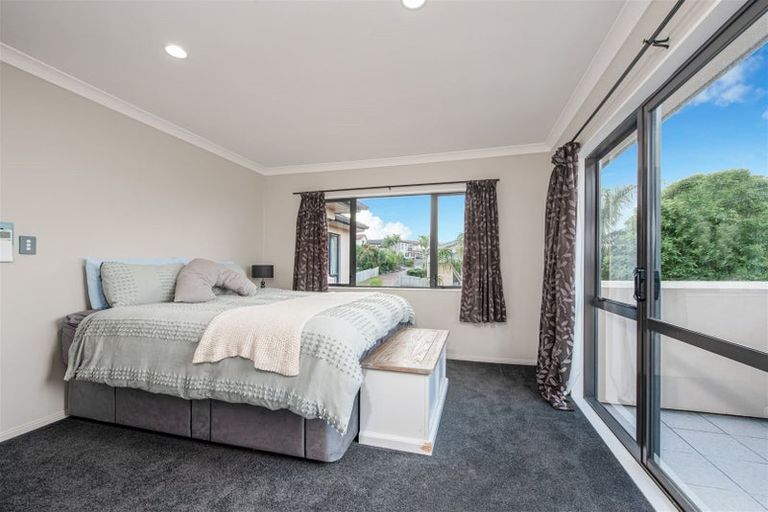 Photo of property in 86 San Valentino Drive, Henderson, Auckland, 0612