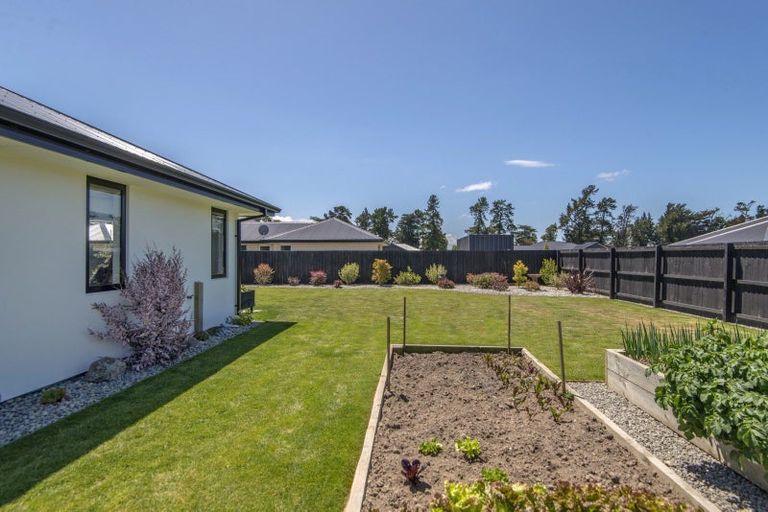 Photo of property in 11 Suffolk Drive, Kirwee, 7571