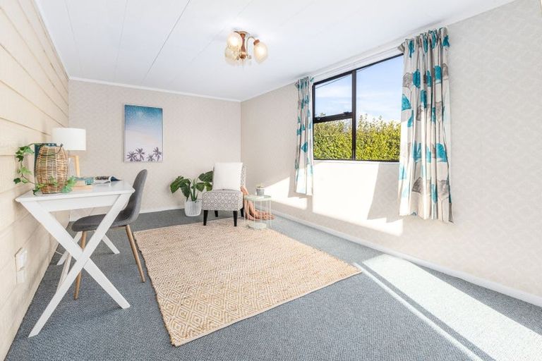 Photo of property in 10 Te Kupe Road, Paraparaumu Beach, Paraparaumu, 5032