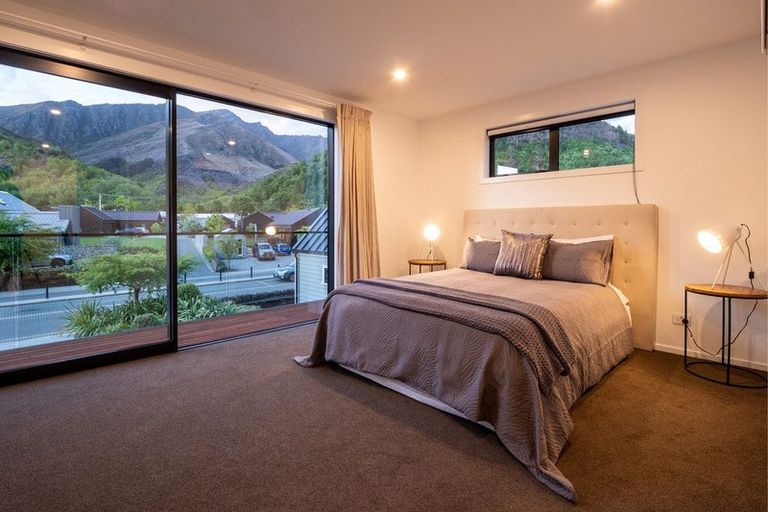 Photo of property in 26 Flynn Lane, Arrowtown, 9302