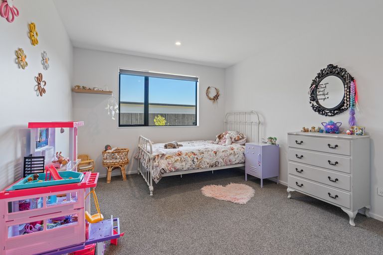 Photo of property in 11 Paterson Road, Mosgiel, 9092