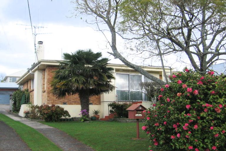 Photo of property in 138 Sutherland Road, Brookfield, Tauranga, 3110