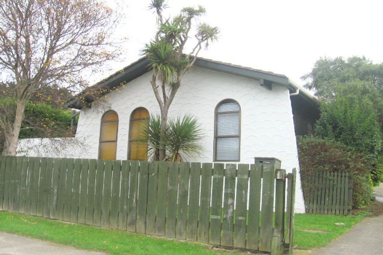 Photo of property in 51 Desert Gold Street, Ascot Park, Porirua, 5024