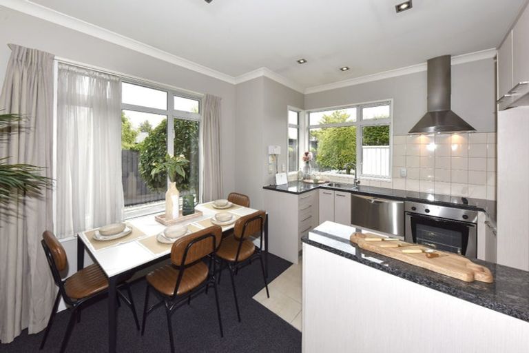 Photo of property in 1/414 Ilam Road, Bryndwr, Christchurch, 8052
