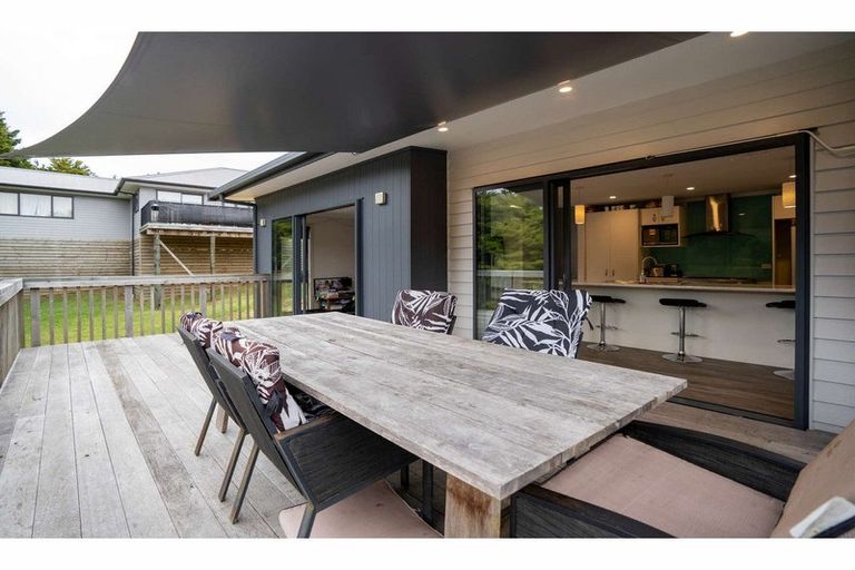 Photo of property in 25 Amsharlo Drive, Kerikeri, 0230