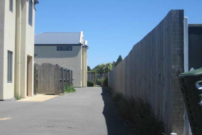 Photo of property in 70a Wharenui Road, Upper Riccarton, Christchurch, 8041
