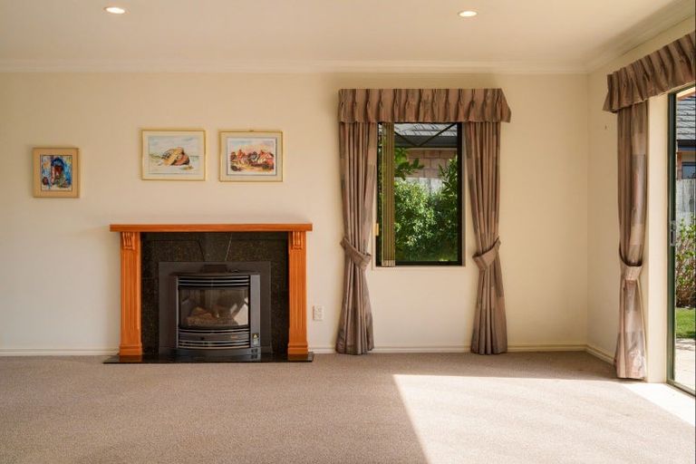 Photo of property in 3 Maldives Way, Papamoa Beach, Papamoa, 3118