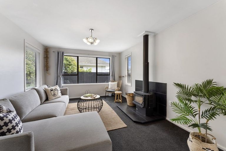 Photo of property in 42 Barnes Road, Redwood, Christchurch, 8051