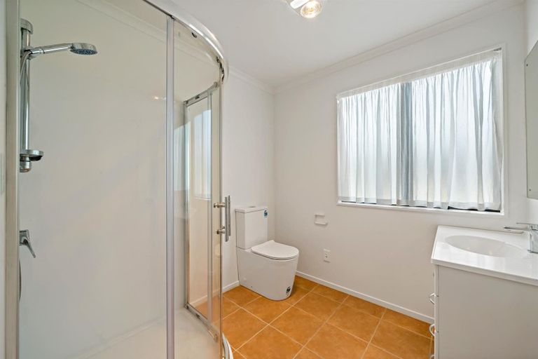Photo of property in 1/2 Arawa Street, New Lynn, Auckland, 0600