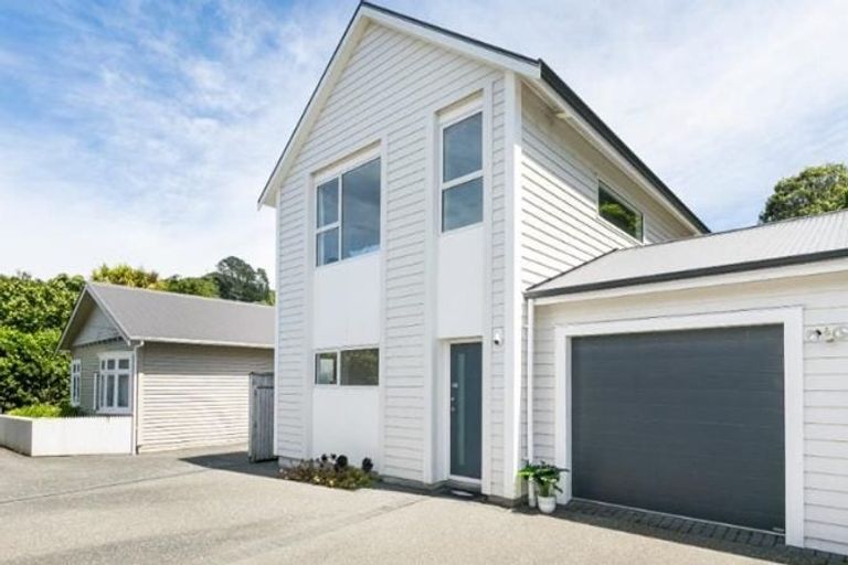 Photo of property in 46a Parkvale Road, Karori, Wellington, 6012