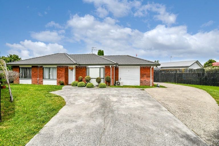 Photo of property in 21 Rosemead Place, Randwick Park, Auckland, 2105
