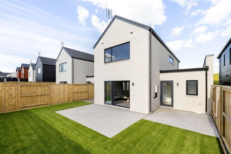 Photo of property in 19 Kakariki Lane, Rototuna North, Hamilton, 3210