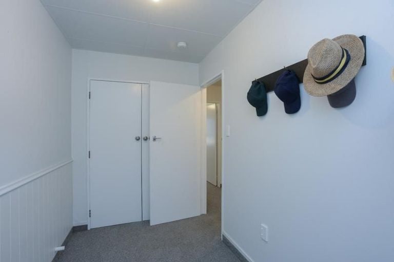 Photo of property in 1/8 Lee Road, Taradale, Napier, 4112