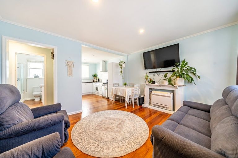 Photo of property in 2b Palfrey Street, Wallaceville, Upper Hutt, 5018