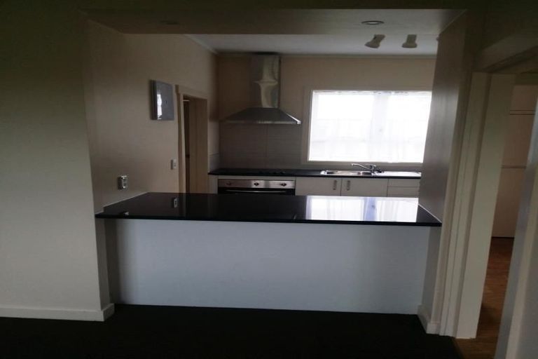 Photo of property in 16 Norana Avenue, Favona, Auckland, 2024