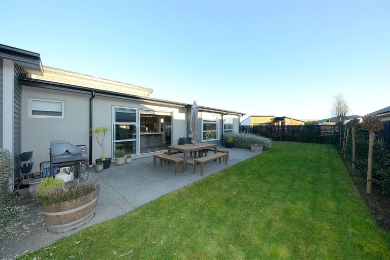 Photo of property in 25 Wakeman Way, Kaiapoi, 7630
