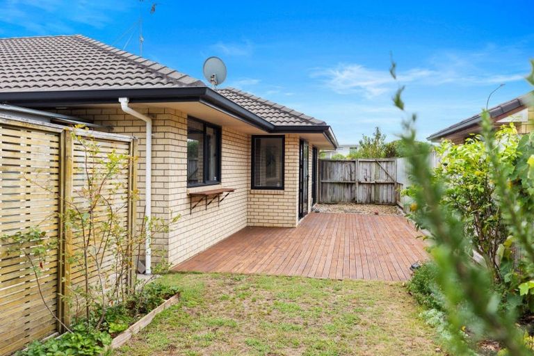 Photo of property in 35 Golden Sands Drive, Papamoa Beach, Papamoa, 3118