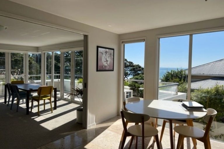 Photo of property in 17a The Strand, Takapuna, Auckland, 0622