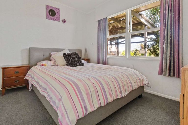 Photo of property in 50 Collins Road, Melville, Hamilton, 3206