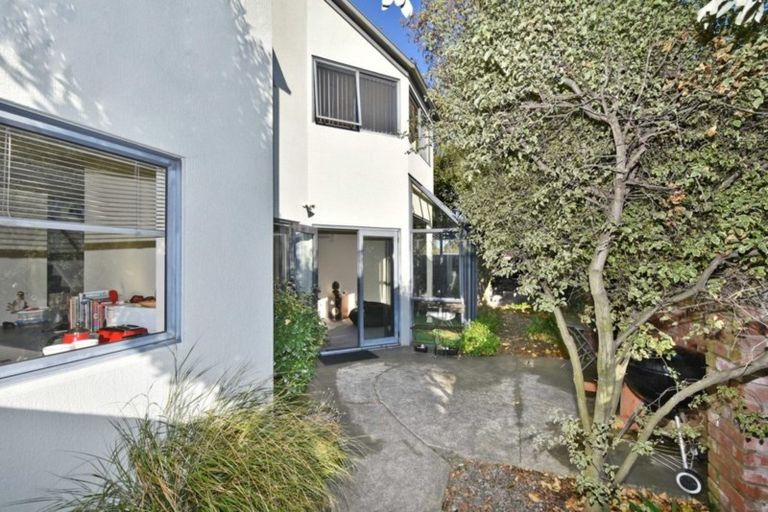Photo of property in 5/44 London Street, Richmond, Christchurch, 8013