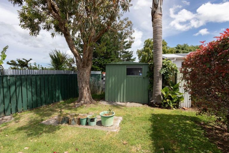 Photo of property in 22 Ries Street, Dannevirke, 4930