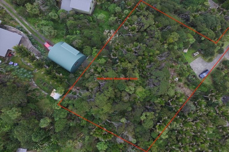 Photo of property in 111 Garden Road, Piha, 0772