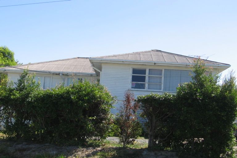 Photo of property in 2 Brighton Terrace, Murrays Bay, Auckland, 0630
