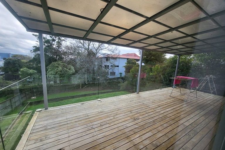 Photo of property in 11a Newington Road, Henderson, Auckland, 0612