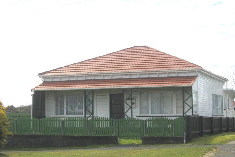 Photo of property in 2 Juliet Street, Stratford, 4332