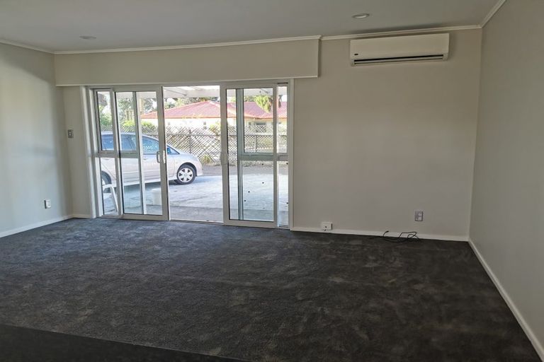 Photo of property in 2/58 Puhinui Road, Papatoetoe, Auckland, 2104