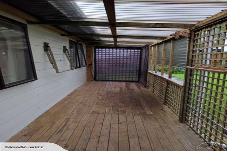 Photo of property in 2/67 Sunvue Road, Glen Eden, Auckland, 0602