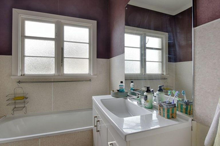 Photo of property in 11 Onslow Street, Gore, 9710