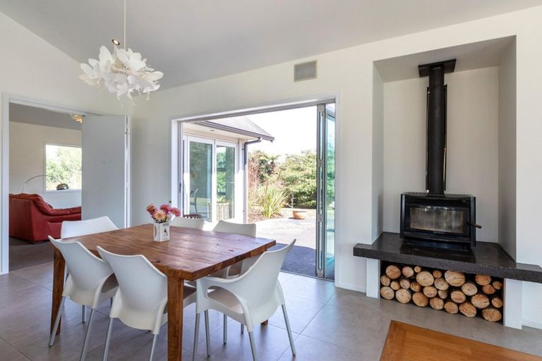 Photo of property in 218 Tarata Road, Inglewood, 4387