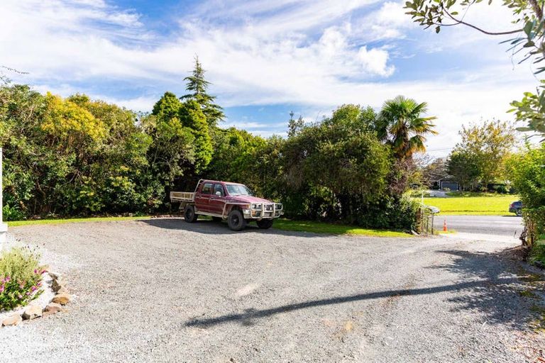 Photo of property in 1899 Paparoa Valley Road, Paparoa, 0571