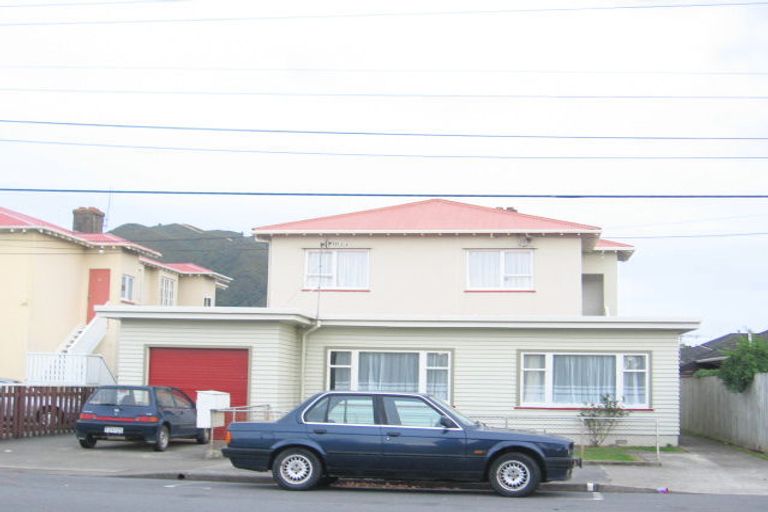 Photo of property in 52a Porutu Street, Fairfield, Lower Hutt, 5011