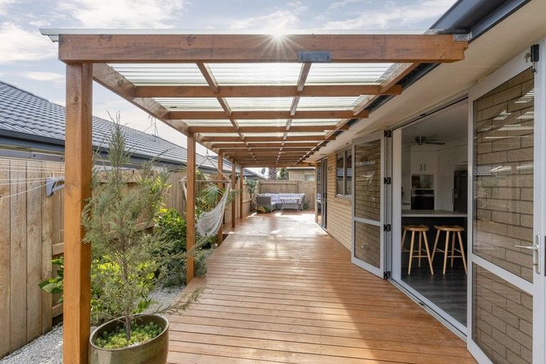 Photo of property in 17 Golden Courie Close, Papamoa Beach, Papamoa, 3118