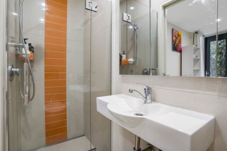Photo of property in 38 Gilletta Road, Mount Roskill, Auckland, 1041