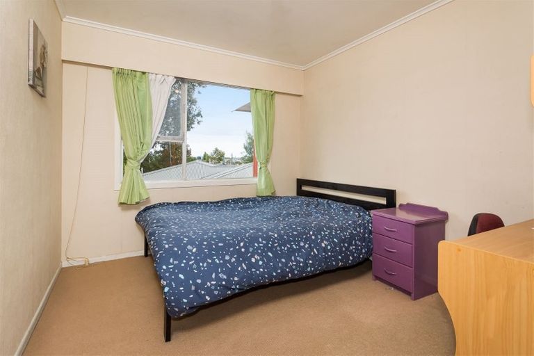 Photo of property in 578 Glenfield Road, Bayview, Auckland, 0629