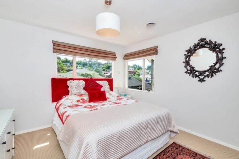 Photo of property in 50 Crestview Place, Browns Bay, Auckland, 0630
