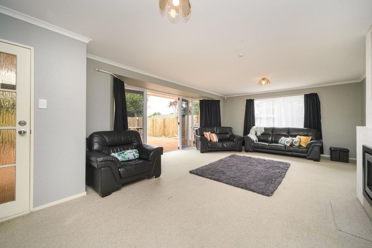 Photo of property in 23 Humphries Place, Awapuni, Palmerston North, 4412