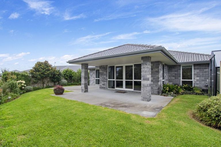 Photo of property in 22 Wairau Drive, Tikipunga, Whangarei, 0112