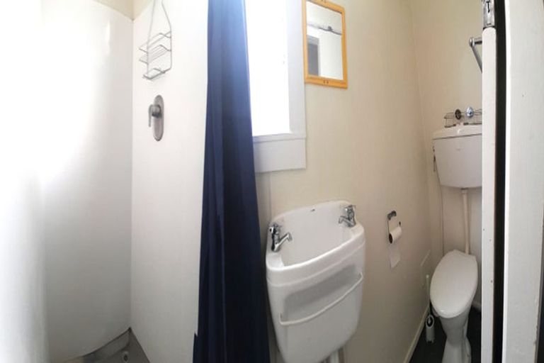 Photo of property in 13 Hall Street, Newtown, Wellington, 6021