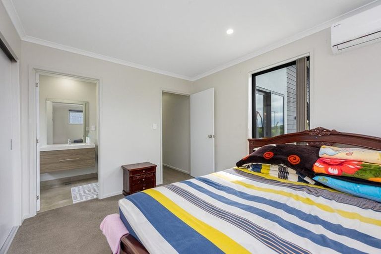 Photo of property in 1 Tuaraki Drive, Wellsford, 0900