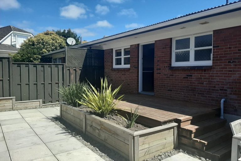 Photo of property in 2/48a Northboro Road, Belmont, Auckland, 0622