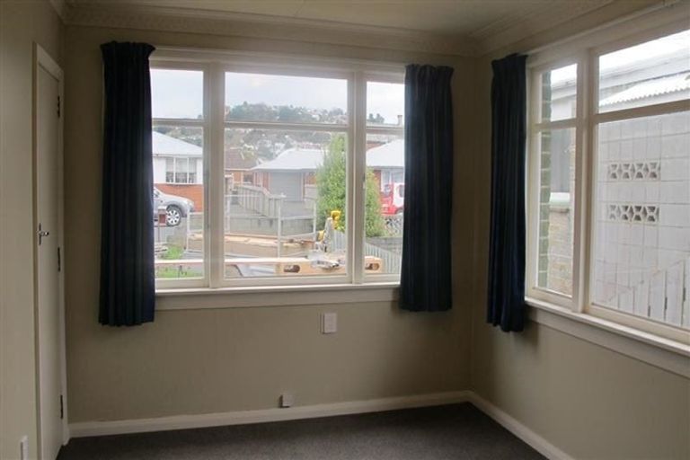 Photo of property in 35 Surrey Street, Caversham, Dunedin, 9012