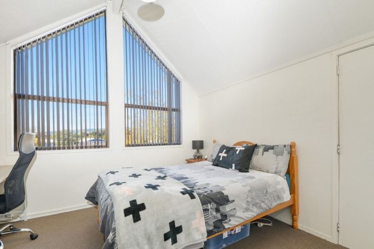 Photo of property in 26 Pohutukawa Drive, Owhata, Rotorua, 3010