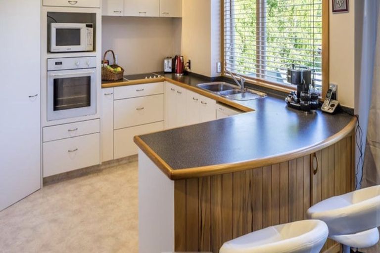 Photo of property in 4f Hatton Street, Karori, Wellington, 6012